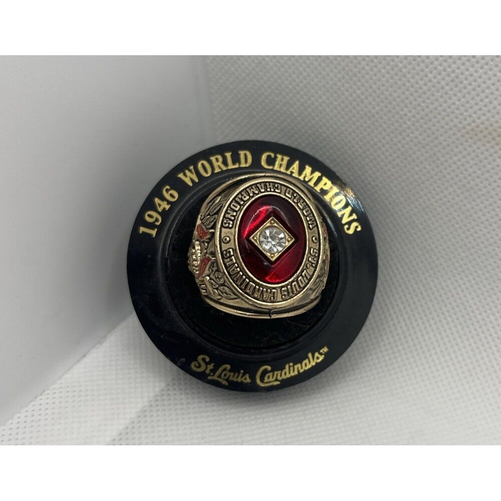 St. Louis Cardinals 1946 replica World Champions Ring MLB